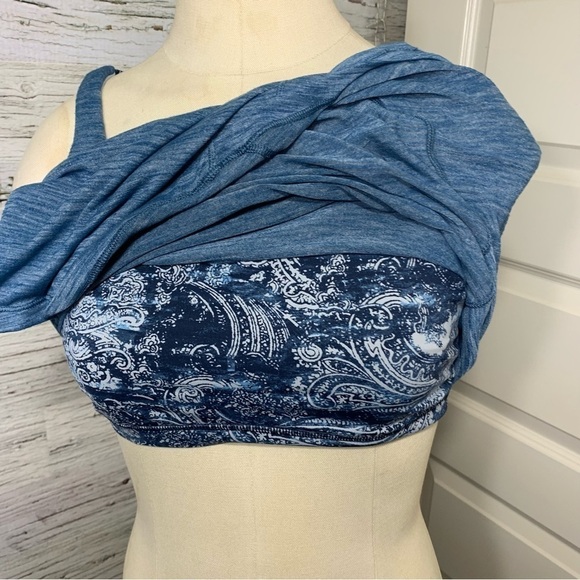 Lululemon Tank Top Lot Of 2 Sz 4 Blue Red Built In Bra Racerback Camisole Sport - Picture 9 of 16